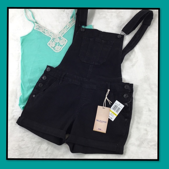 Wallflower Other - NWT WALLFLOWER BLACK DENIM OVERALLS SHORTS M
